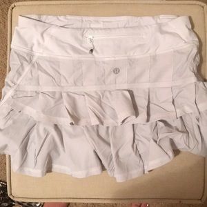Lulu Lemon White Ruffle Skirt